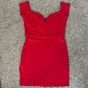NWT | UO | Stretchy bodycon mini dress. Sweetheart neckline, capped sleeves | L